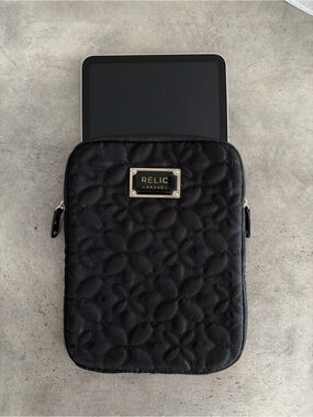 Relic Quilted iPad Tablet Sleeve Black